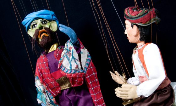 Marionetas del espectáculo Aladino y la lámpara maravillosa